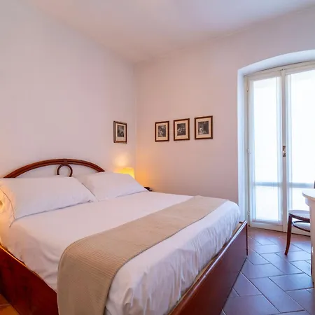 Loppia Secret Mansarda By Wonderful Italy Appartement *