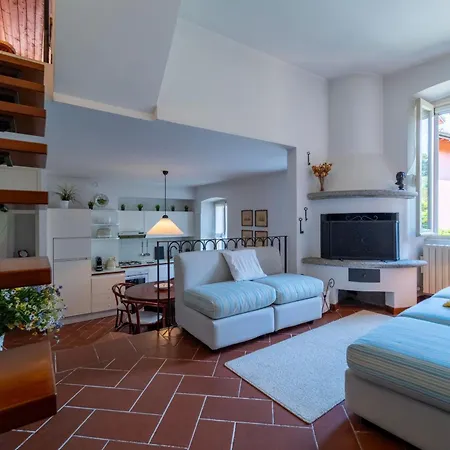 Appartement Loppia Secret Mansarda By Wonderful Italy